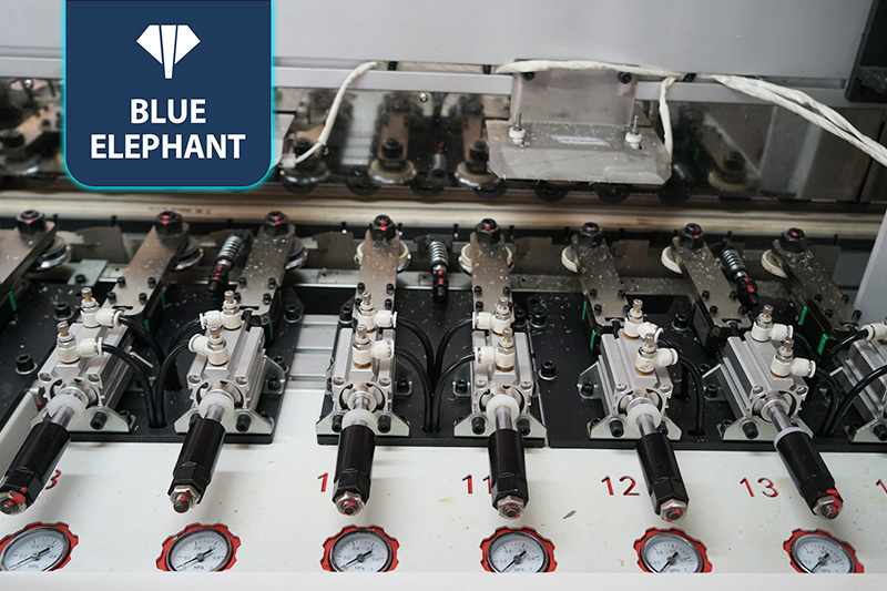 软成型全主动封边机