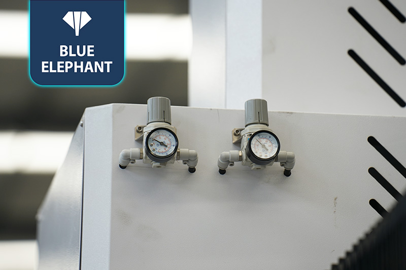 EW3动柱式五轴加工中间