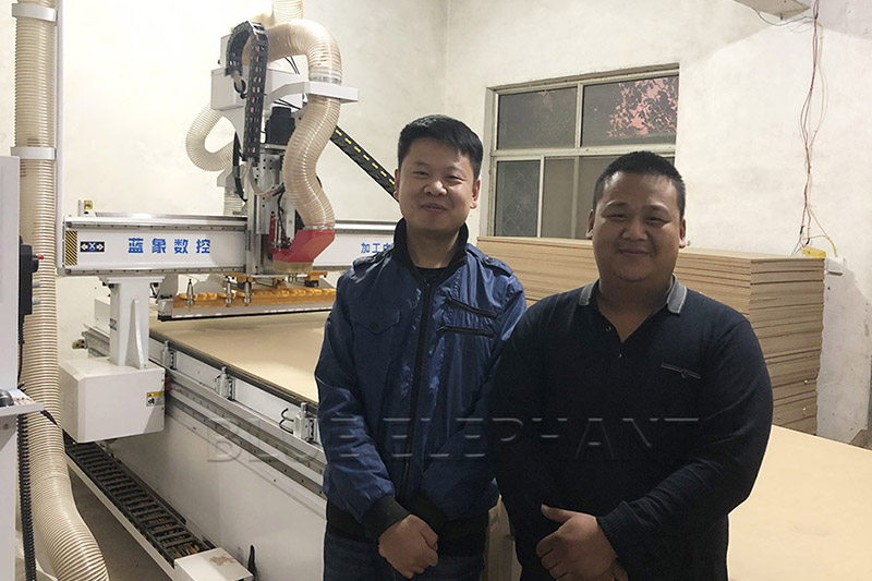 板式家具出产线