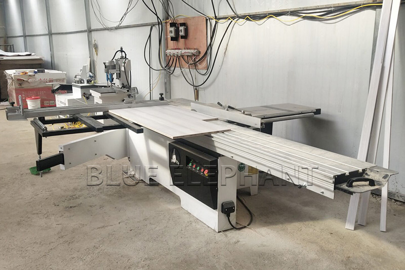 板式家具出产线