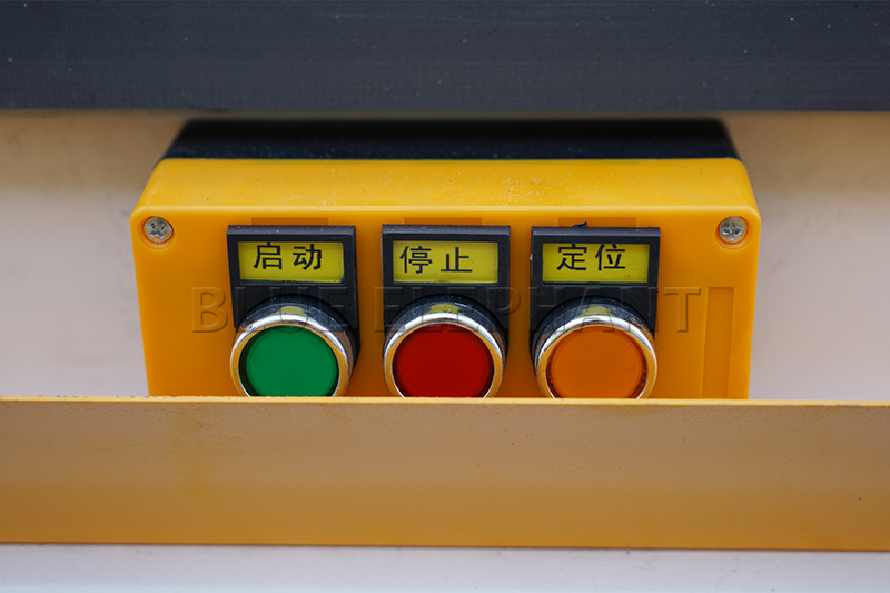 双工位直排加工中间